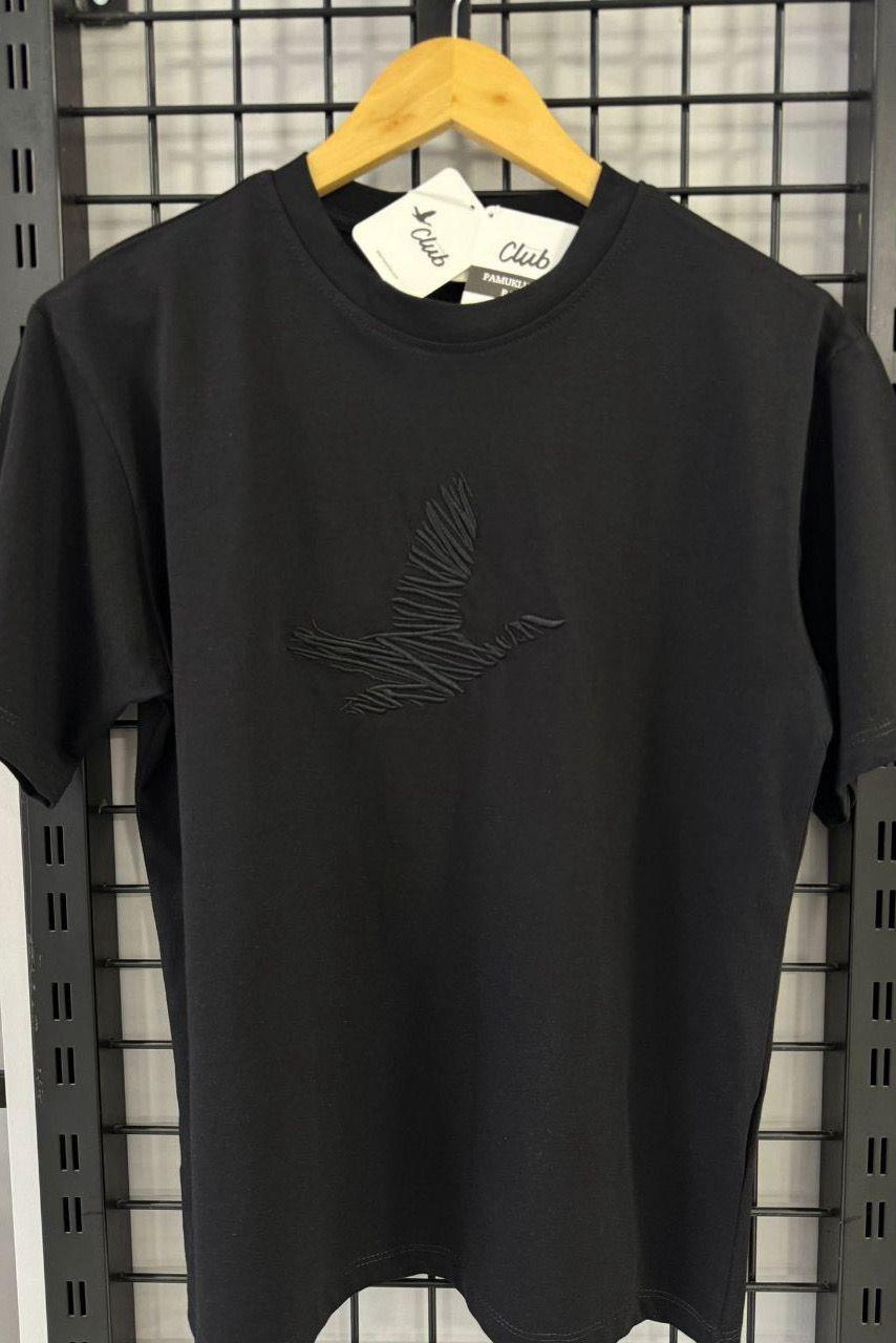 Orjinal Marka Kuş Nakışlı Siyah TshirtTSHİRT