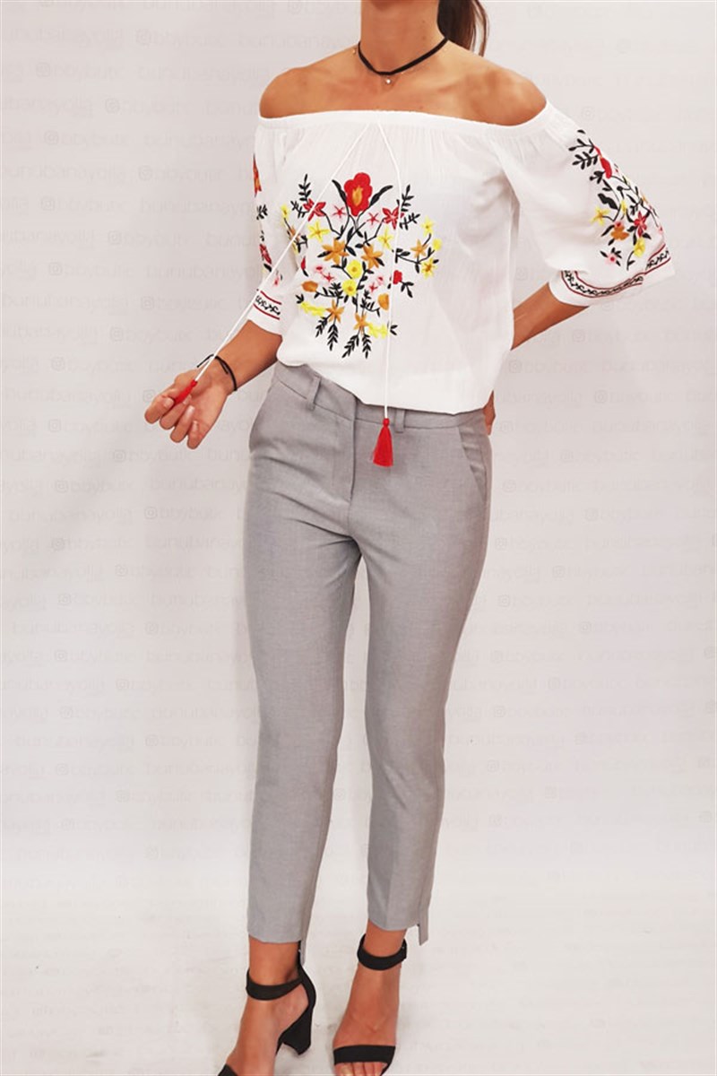 Paça Detaylı Gri Havuç Pantalon