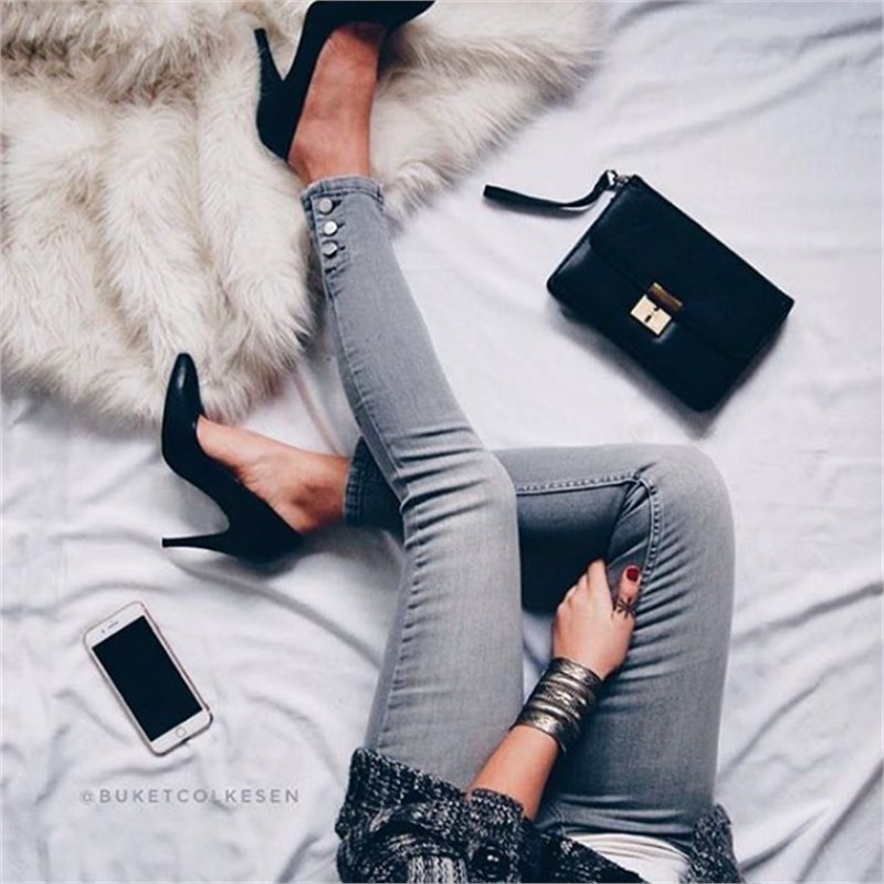Paçası Düğme Detay Skinny Jean