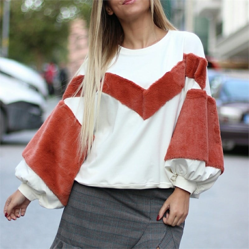 Peluş Detaylı Sweat
