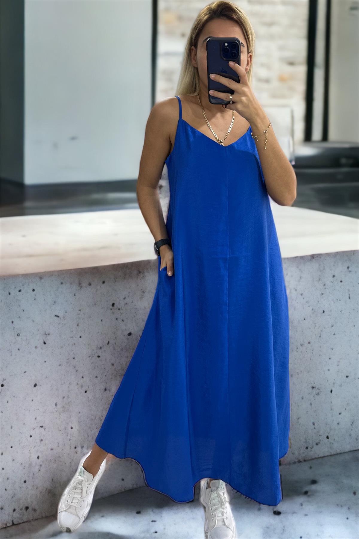 Saks Mavi Cepli Çan ElbiseELBİSE