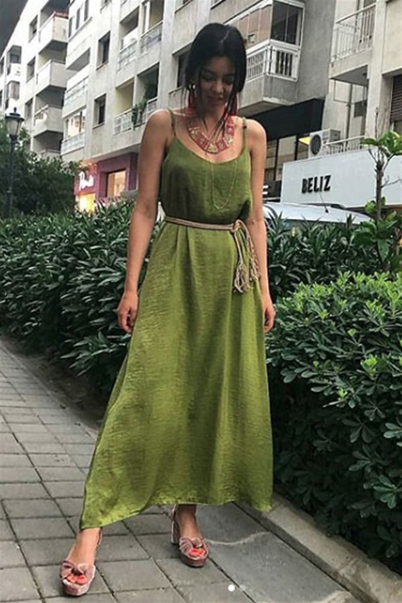 Saten Askılı Elbise