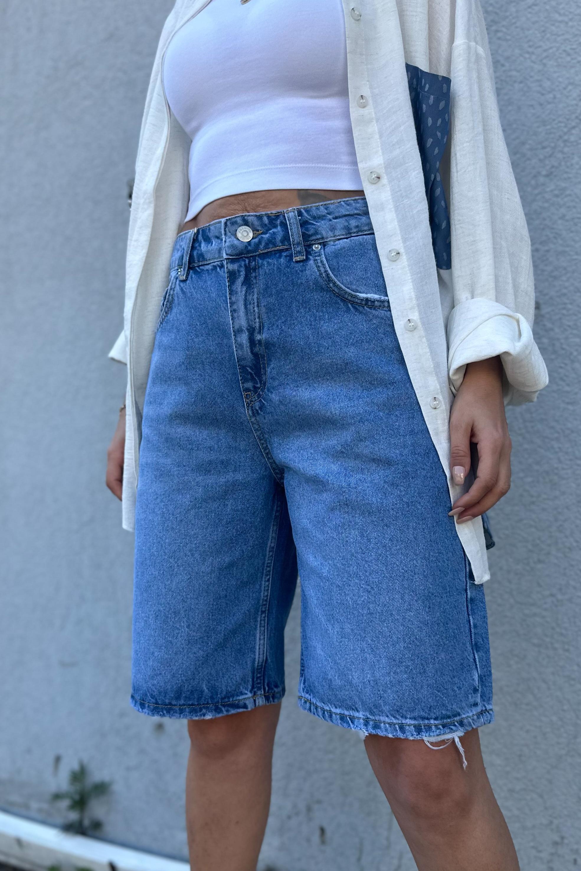 Şehir Boy Orta Mavi Denim ŞortŞORTLAR