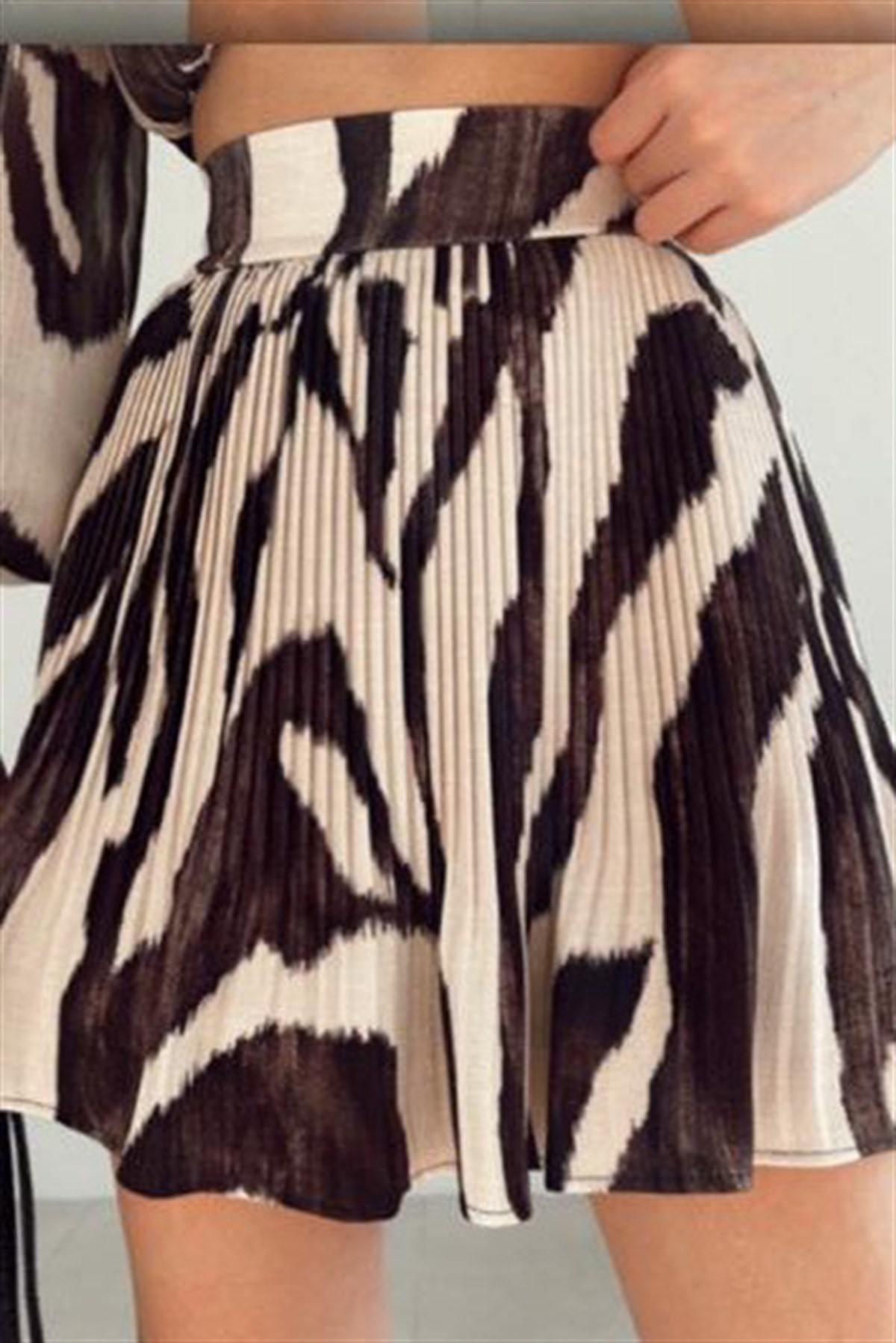 Sık Pileli Bej Zebra EtekETEK