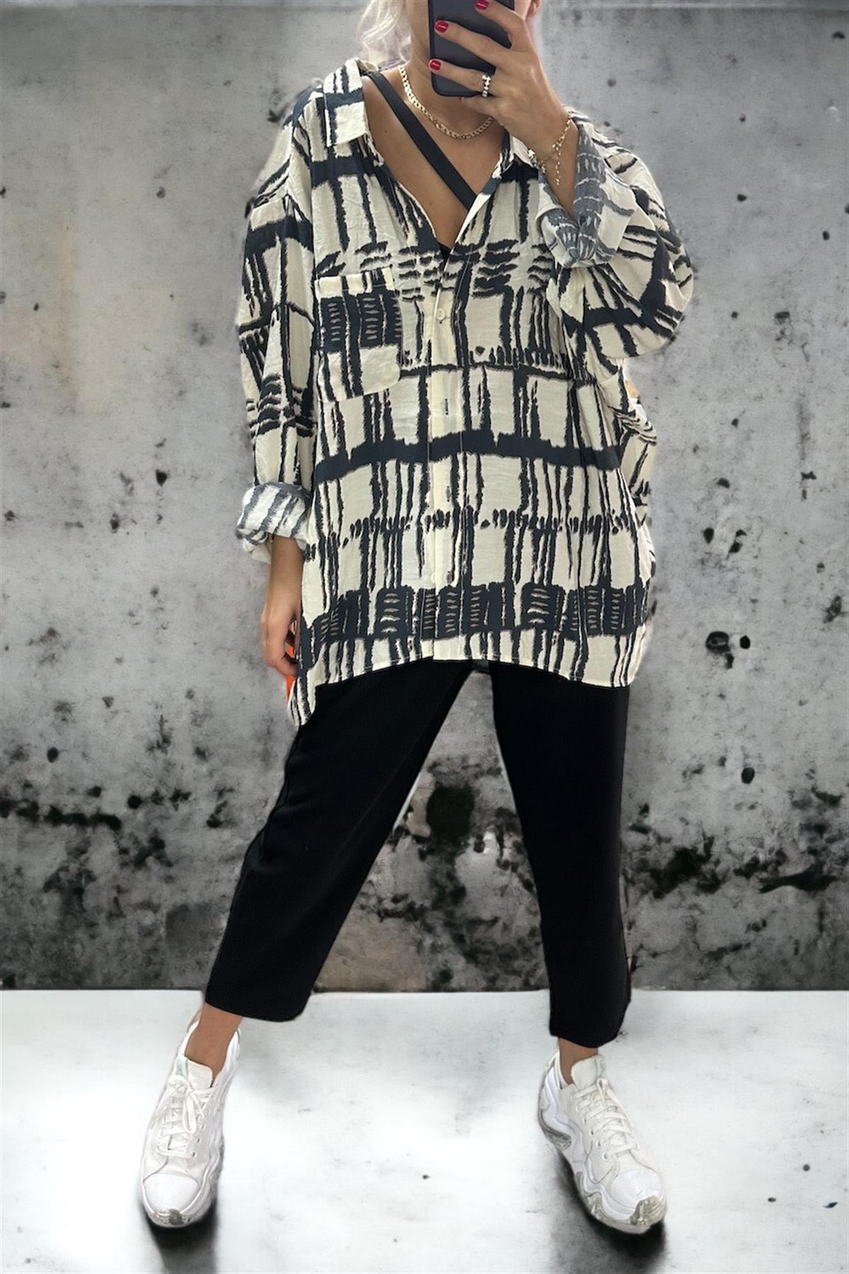 Siyah Batik Desen Oversize GömlekGÖMLEK