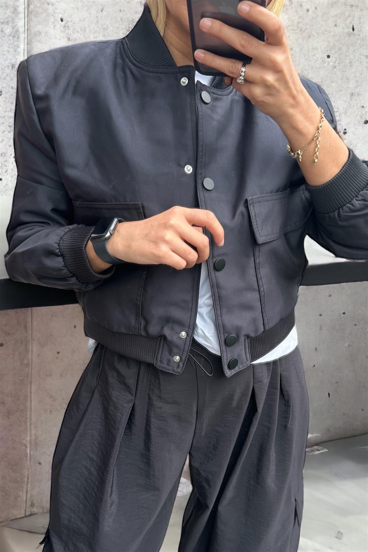 Siyah Parlak Kumaş Bomber CeketMONT/CEKET