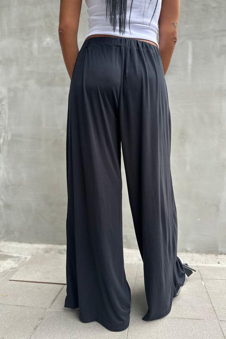 Siyah Pileli Şalvar PantolonPANTOLON