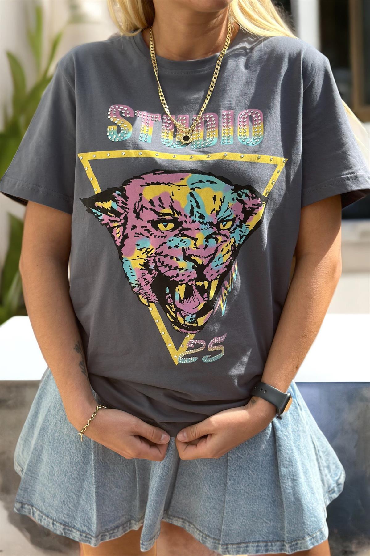 Studio Taş Detay TshirtTSHİRT