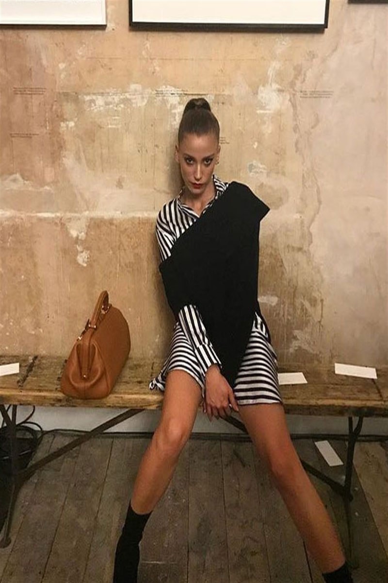 Triko Detaylı Çizgili Gömlek Elbise