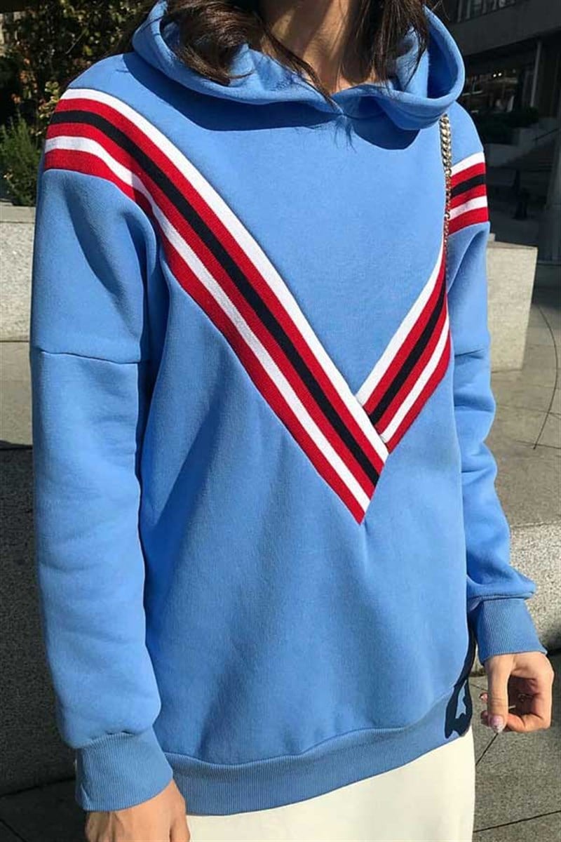V Şeritli Kapşonlu Sweatshirt
