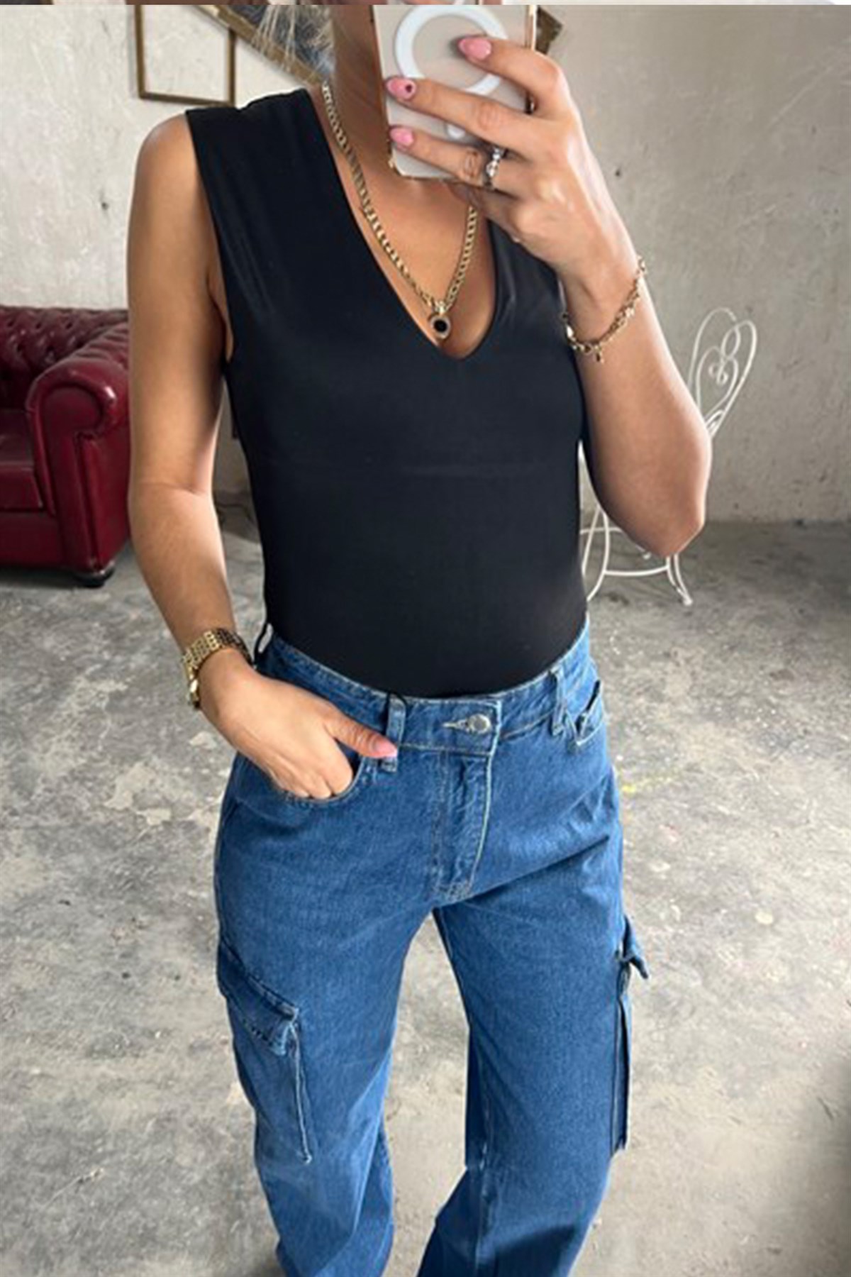 V Yaka Siyah BodysuitBLUZ