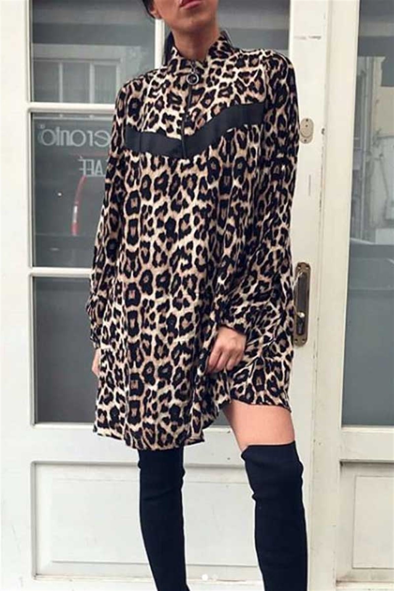 Yakası Fermuarlı Mini Leopar Elbise