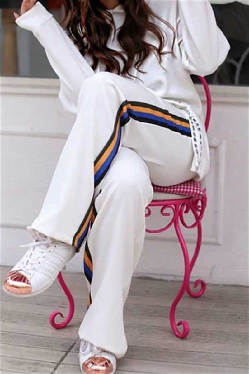 Yanı 2 Renk Şeritli Beyaz Pantalon