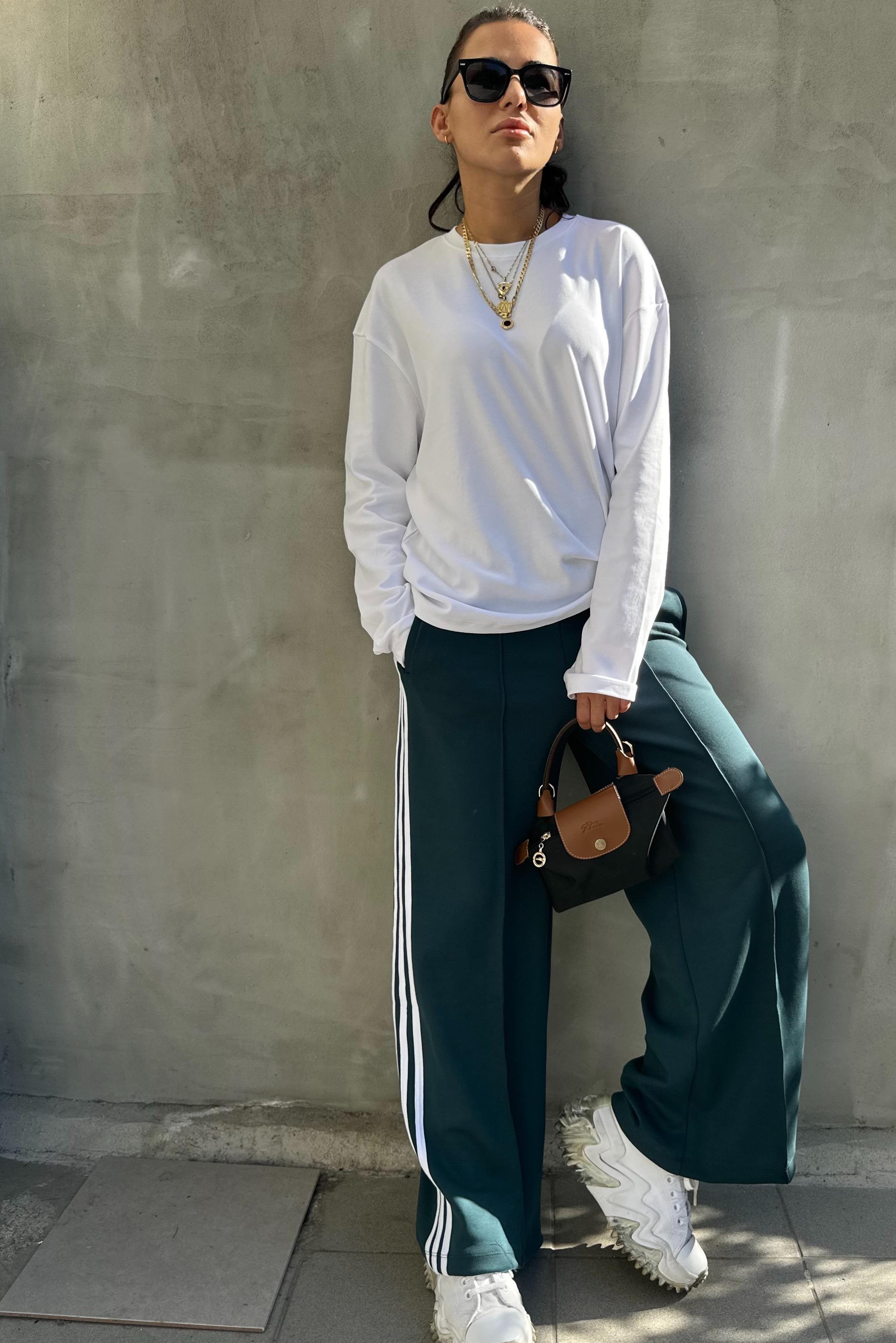 Yanları Şeritli Yeşil Eşofman AltıEŞOFMAN