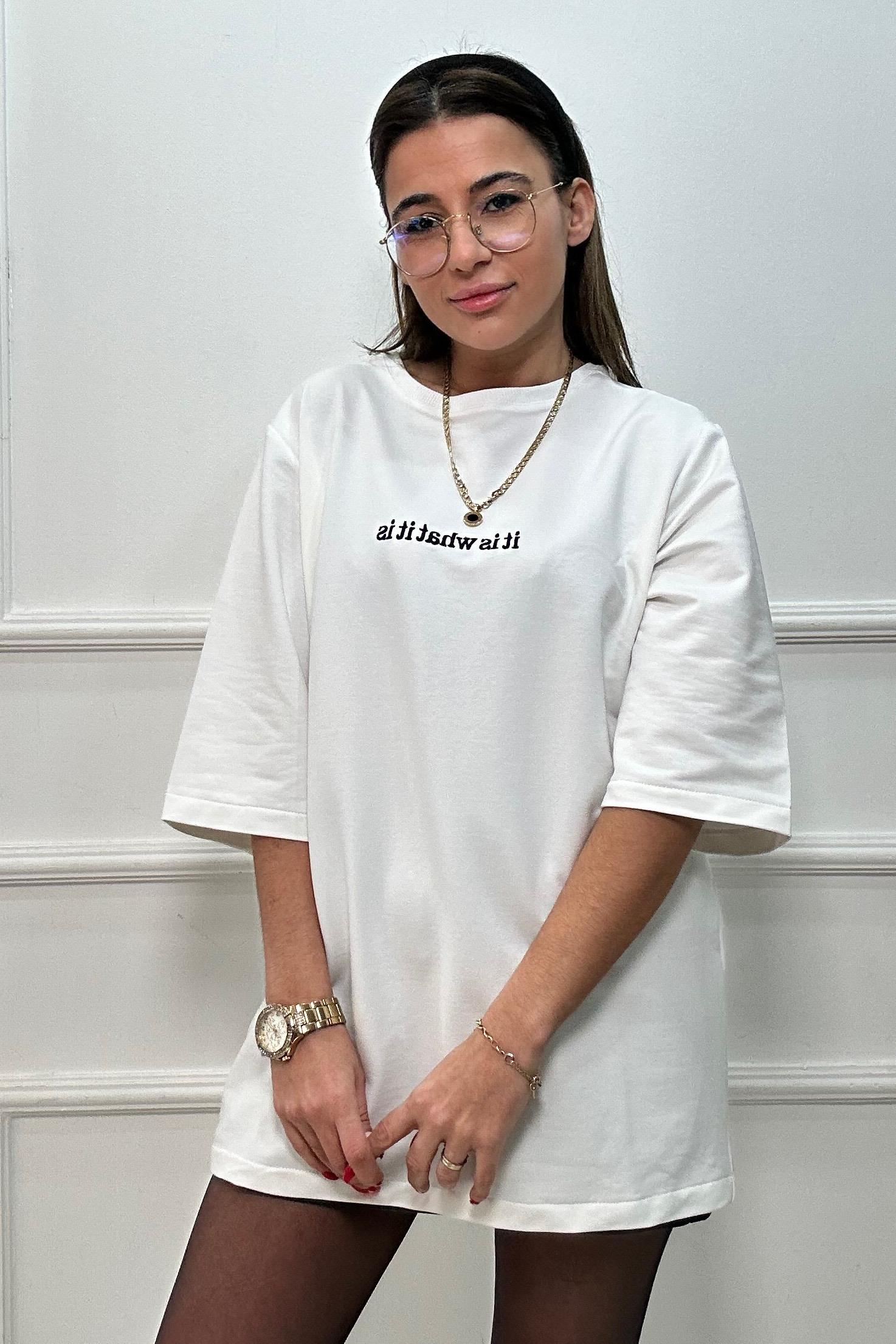 Yazı Nakışlı Beyaz Tunik TshirtTSHİRT