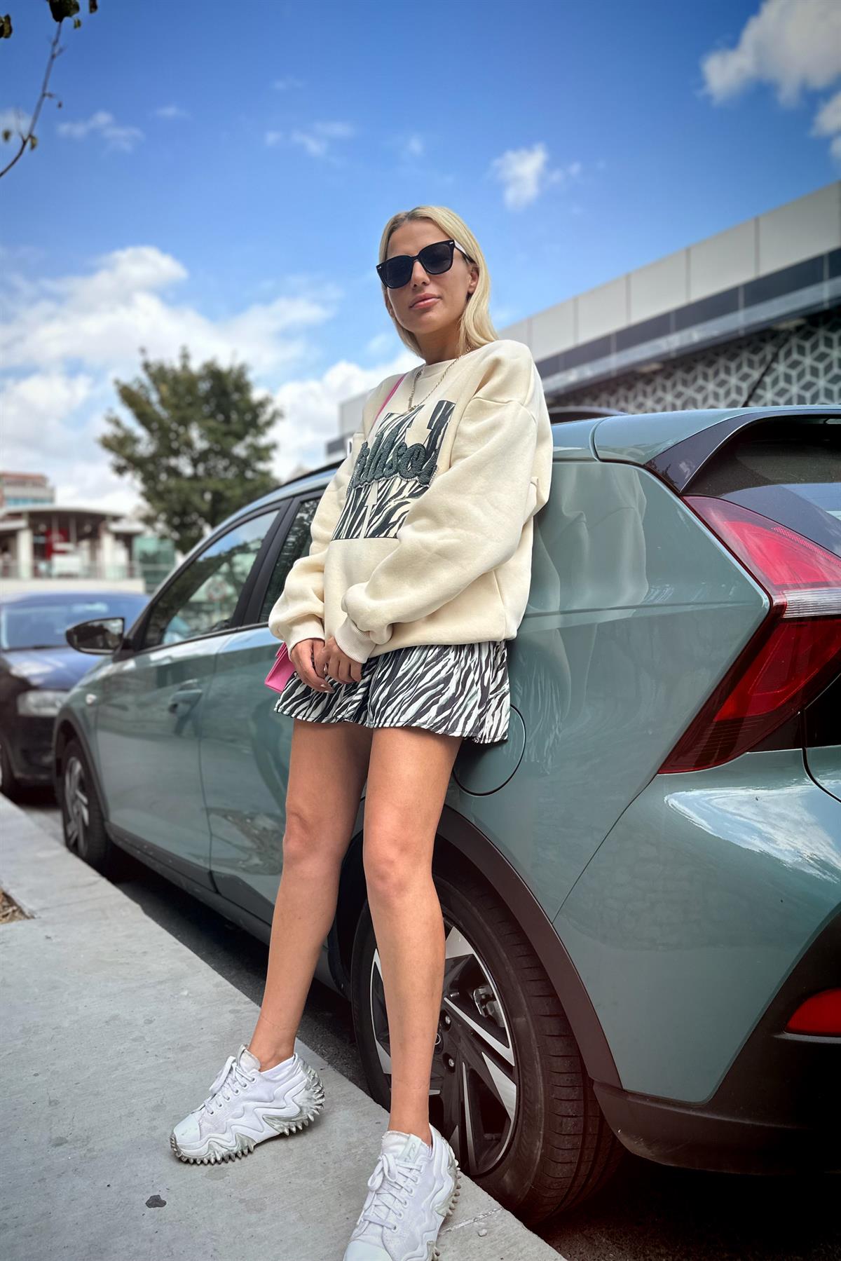Yeşil Zebralı SweatshirtSWEATSHİRT