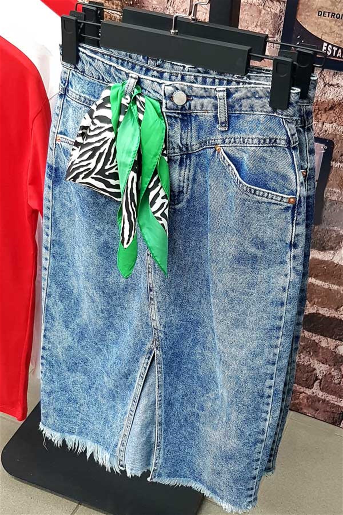 Yırtmaçlı Kot Etek