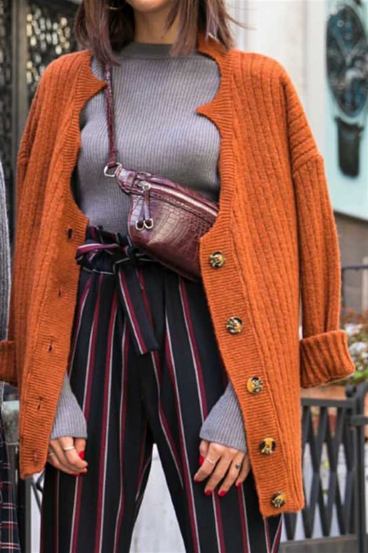 Zigzak Yakalı Kiremit Hırka