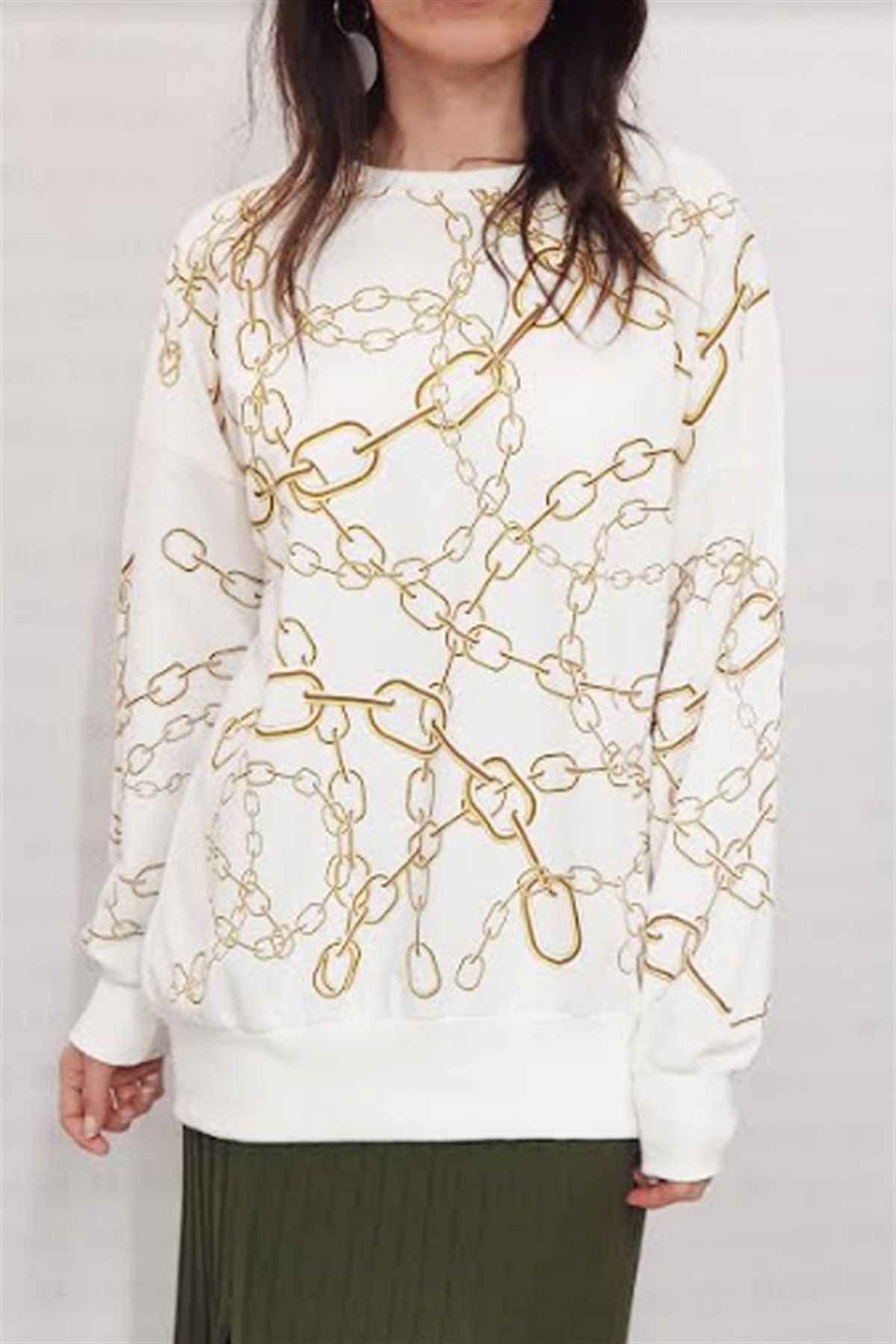 Zincir Desenli Beyaz Sweatshirt