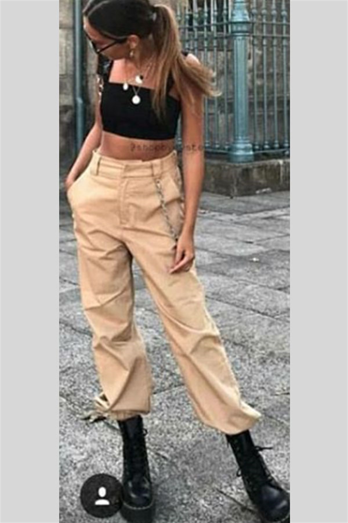 Zincir Detay Paçası Lastikli Pantalon