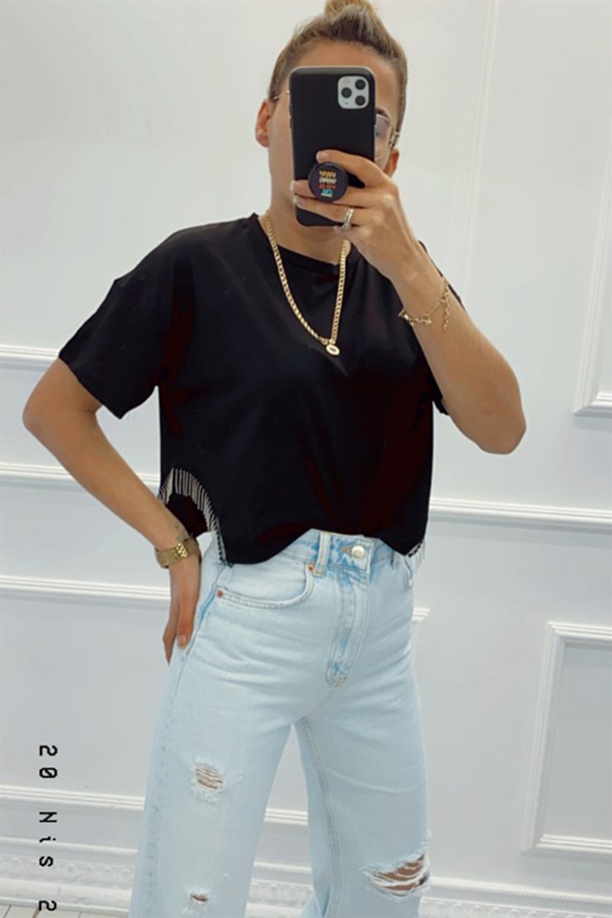 Zincir Püsküllü Basic TshirtTSHİRT