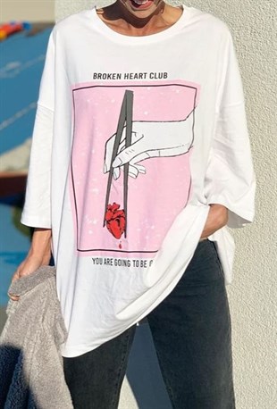 Broken Heart Club Oversize Tshirt