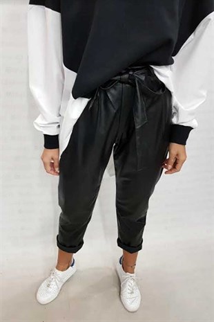 Kuşaklı Relax Deri Pantalon