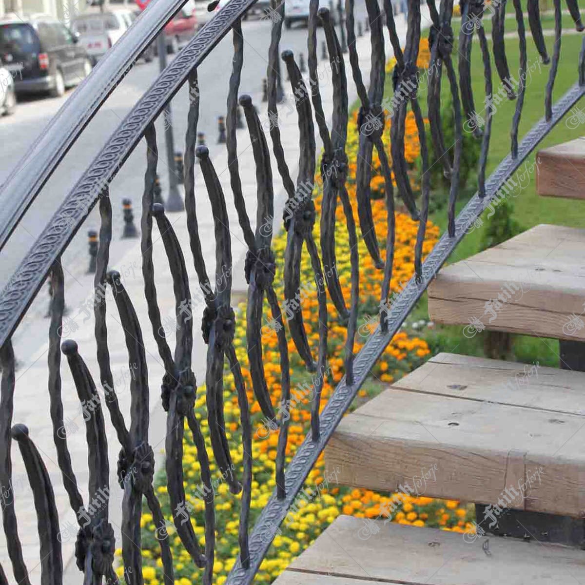 3172 KODLU FERFORJE MERDİVEN