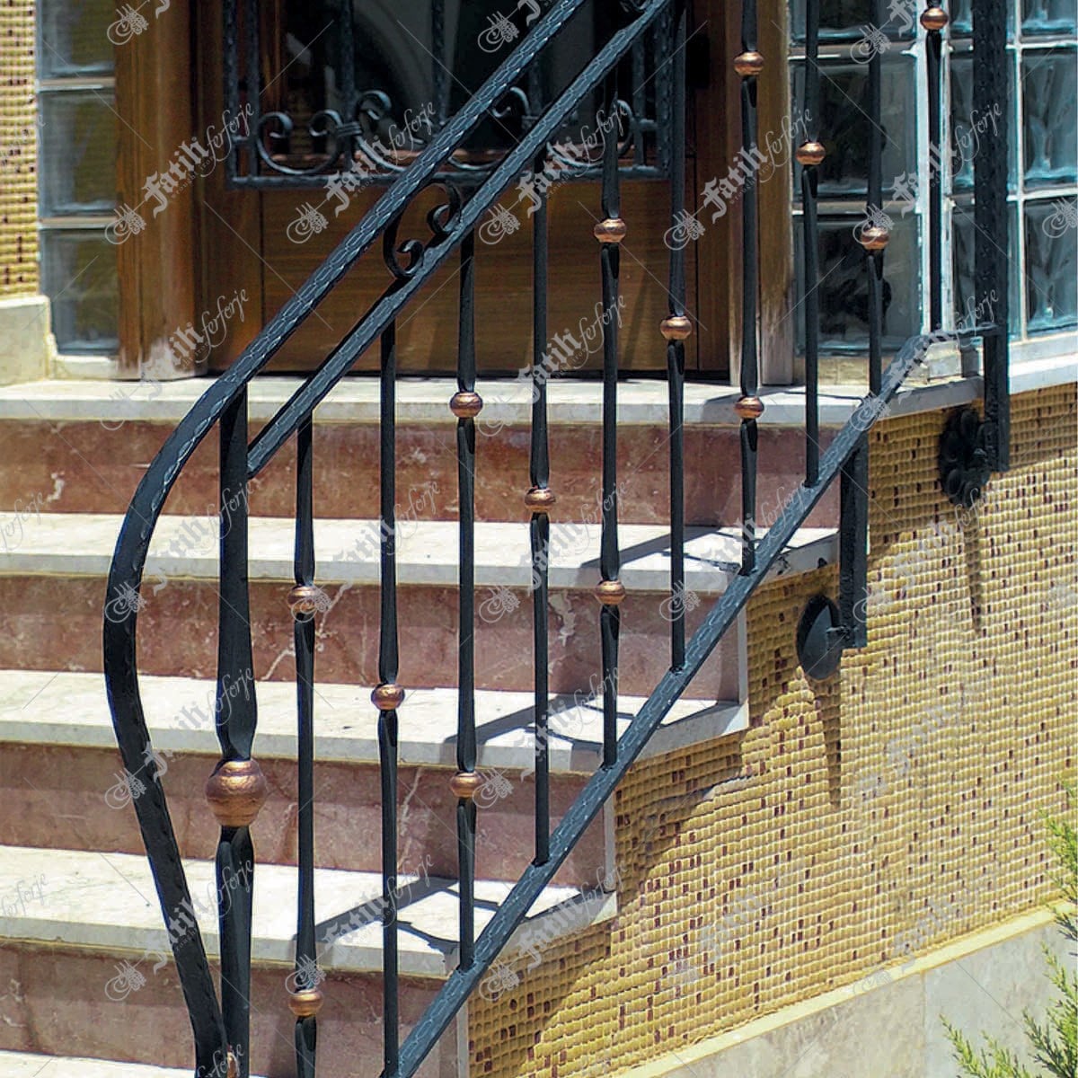 3212 KODLU FERFORJE MERDİVEN