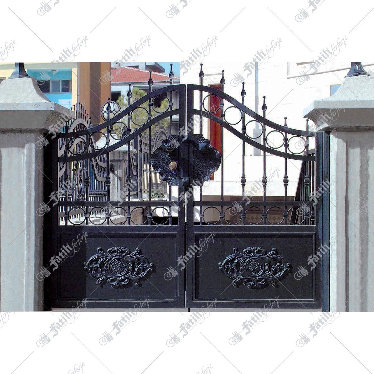 1001 KODLU FERFORJE KAPI