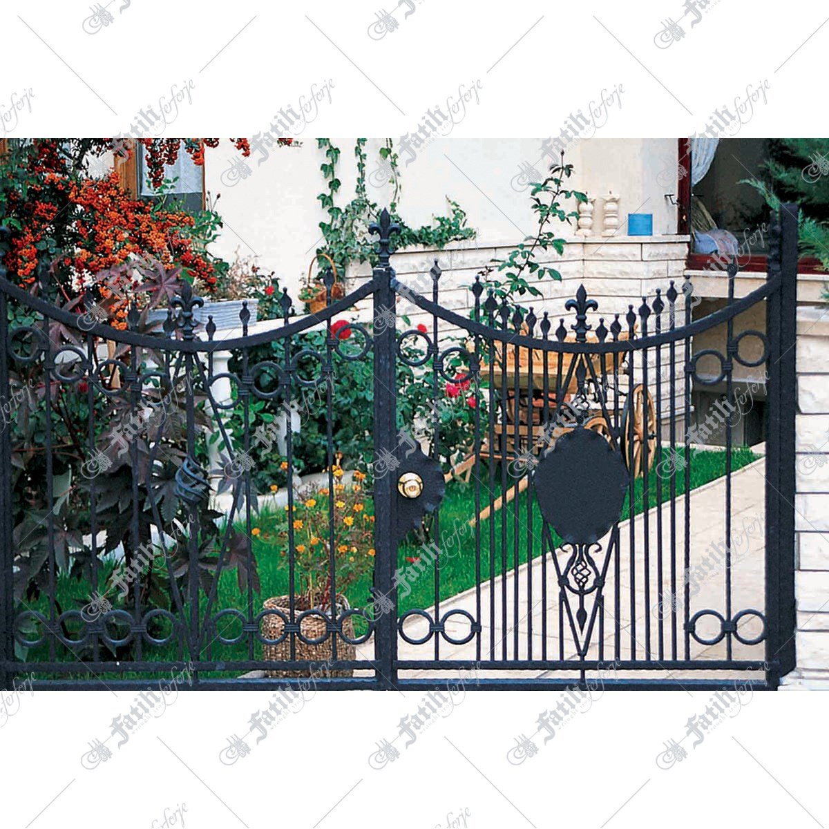 1133 KODLU FERFORJE KAPI