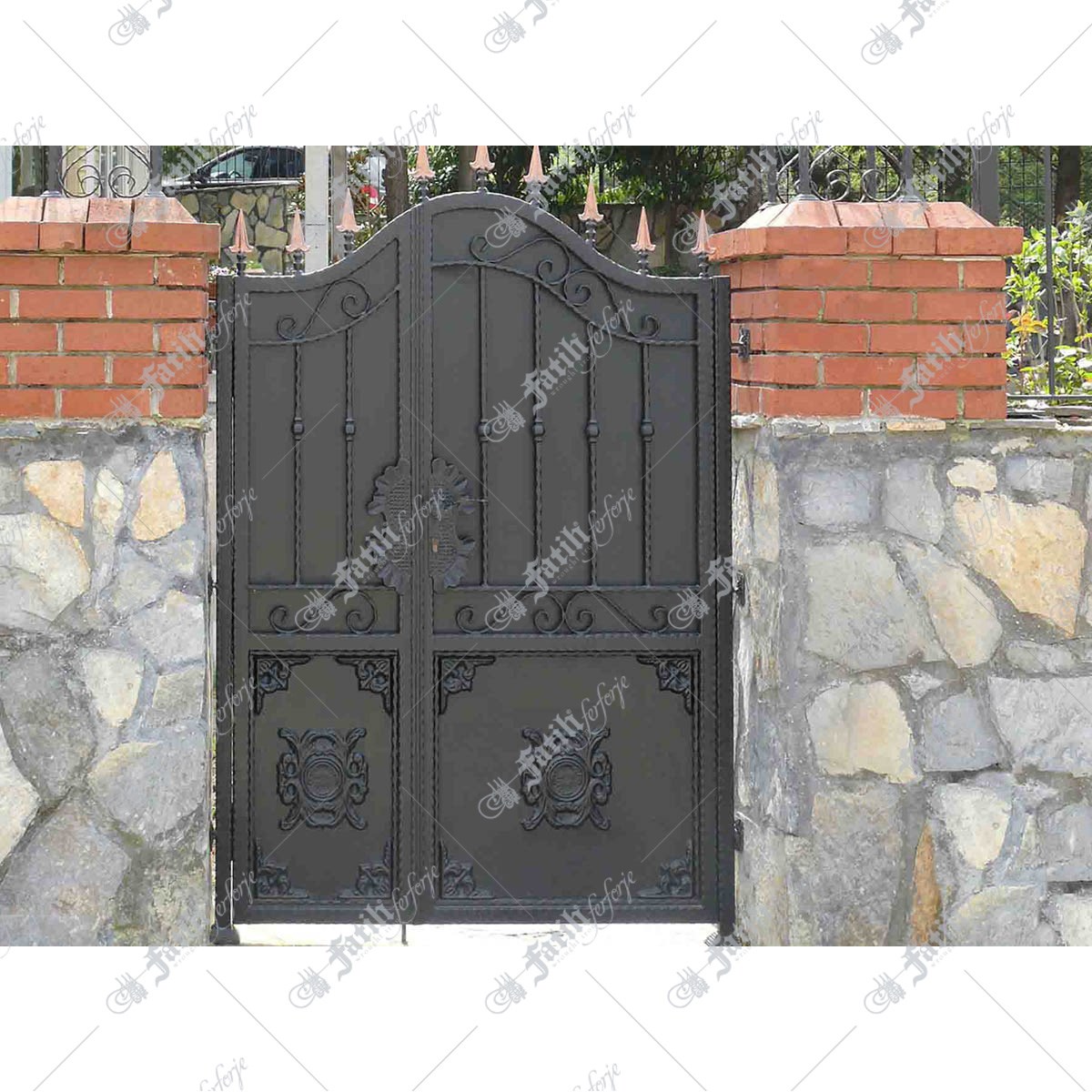 1281 KODLU FERFORJE KAPI