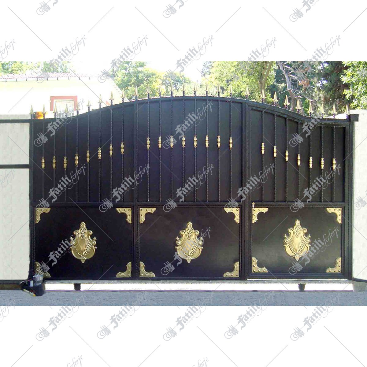 1310 KODLU FERFORJE KAPI