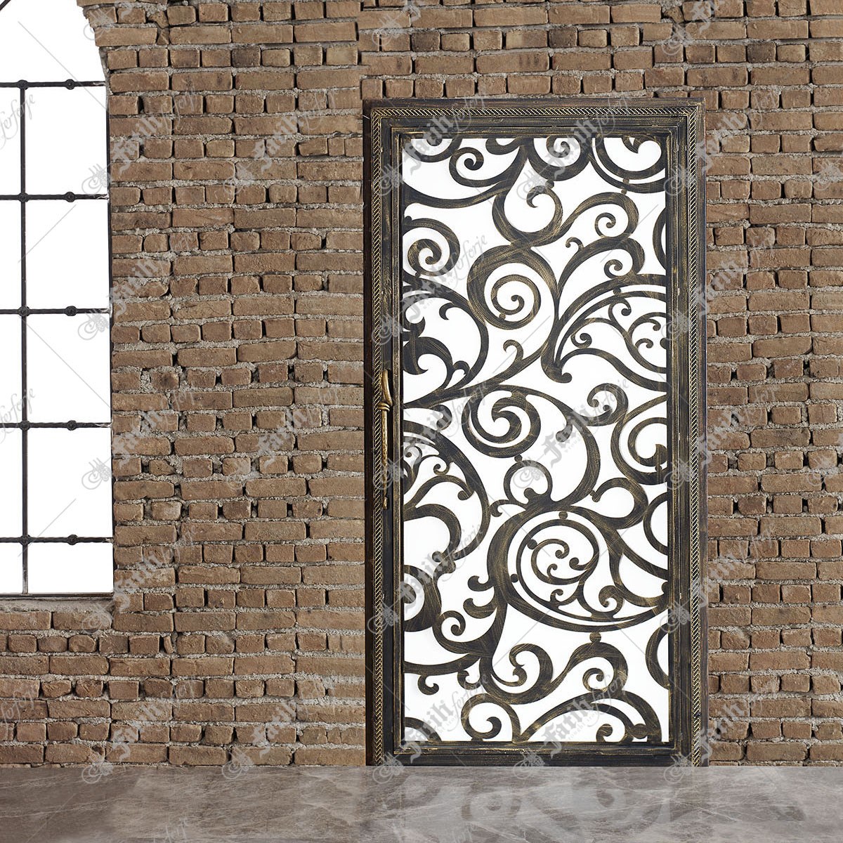 1351 KODLU FERFORJE KAPI