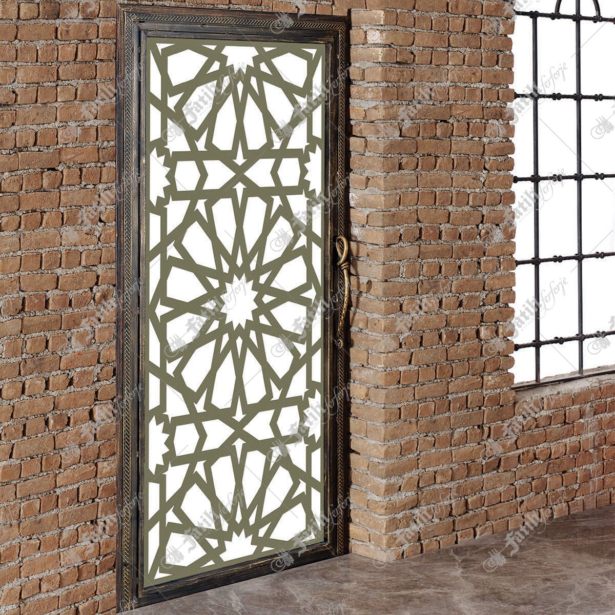 1366 KODLU FERFORJE KAPI