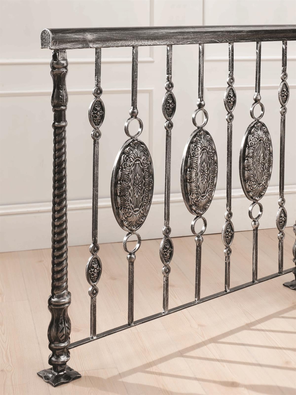 2464 KODLU FERFORJE KORKULUK | WROUGHT IRON RAILING | Fatih Ferforje