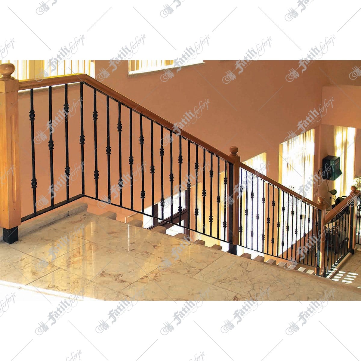 3013 KODLU FERFORJE MERDİVEN