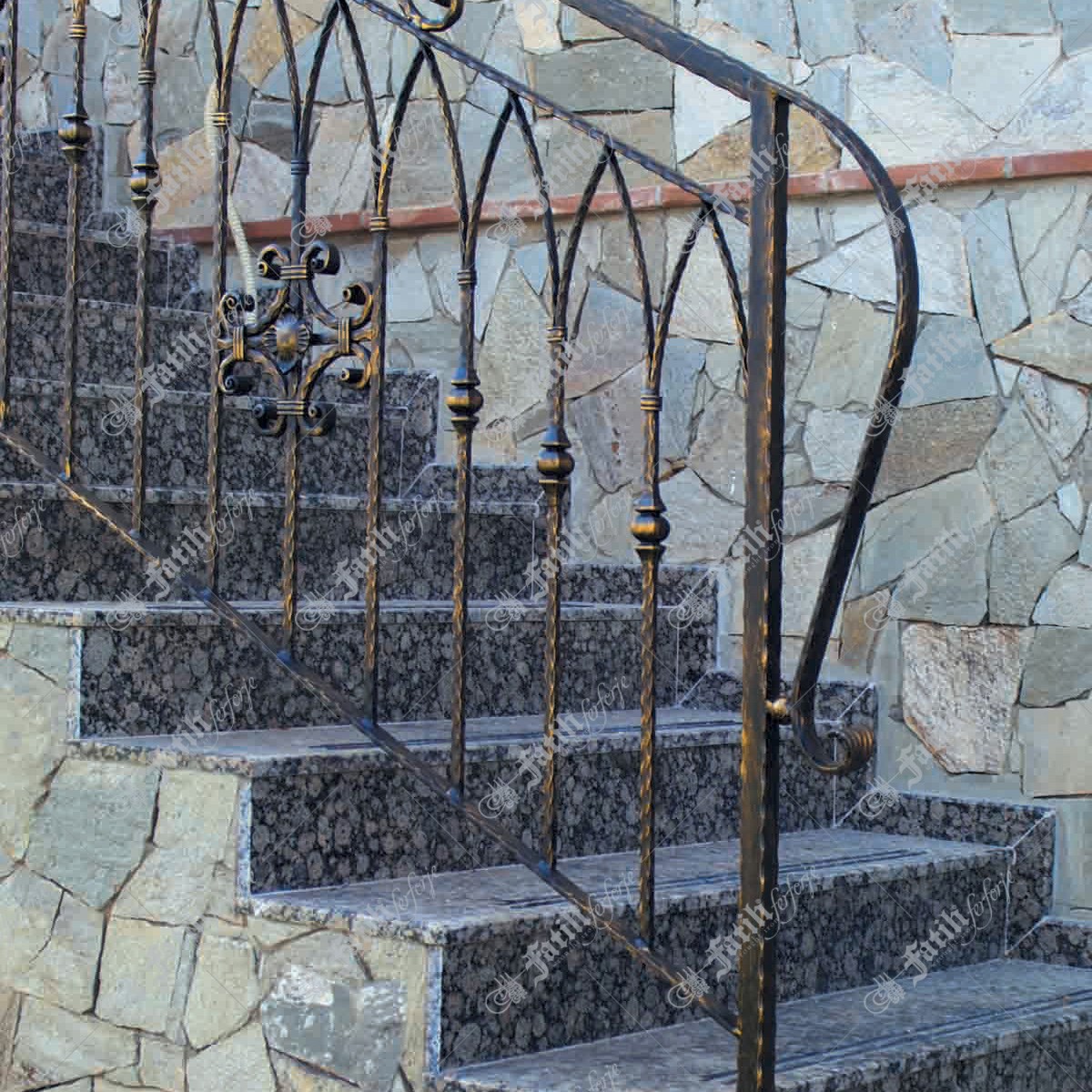 3015 KODLU FERFORJE MERDİVEN