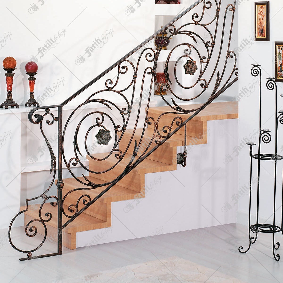 3035 KODLU FERFORJE MERDİVEN