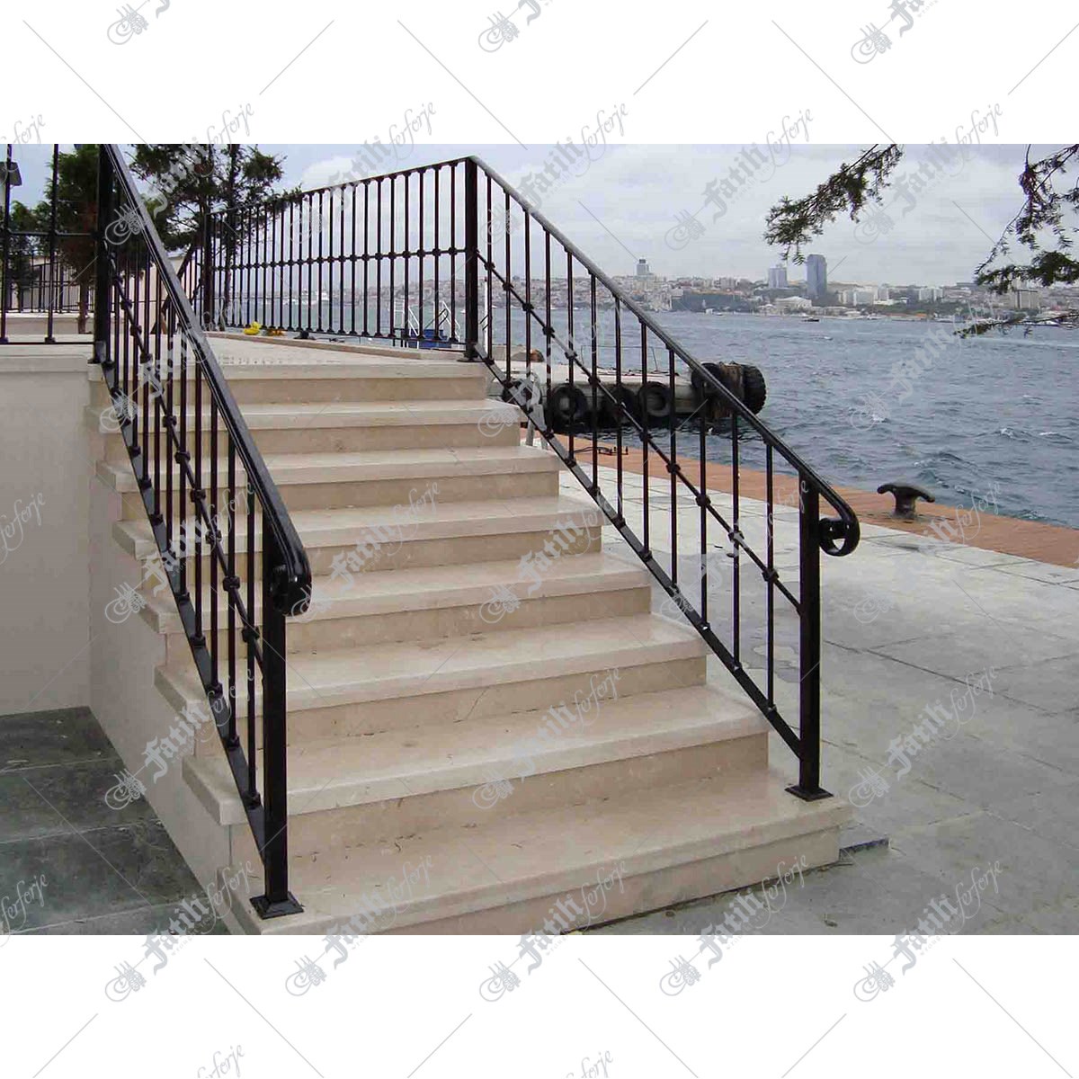 3055 KODLU FERFORJE MERDİVEN