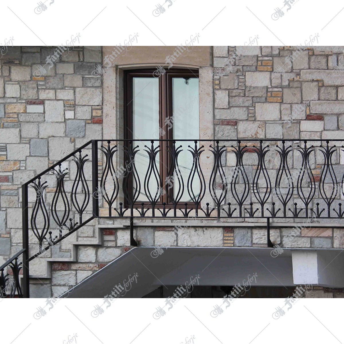 3176 KODLU FERFORJE MERDİVEN