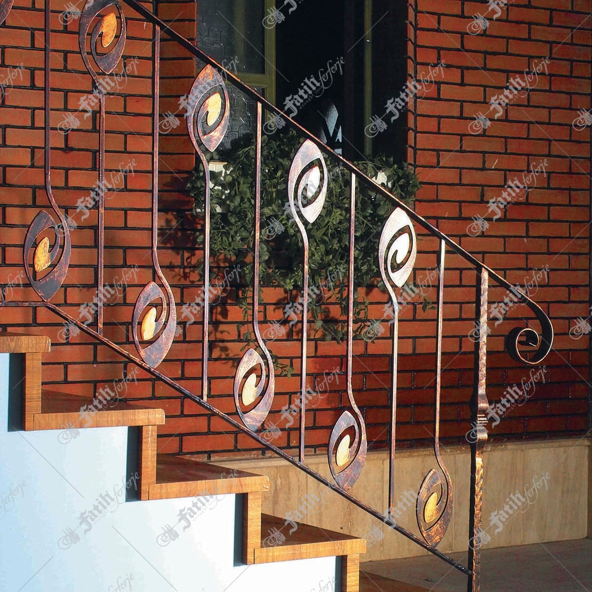 3206 KODLU FERFORJE MERDİVEN