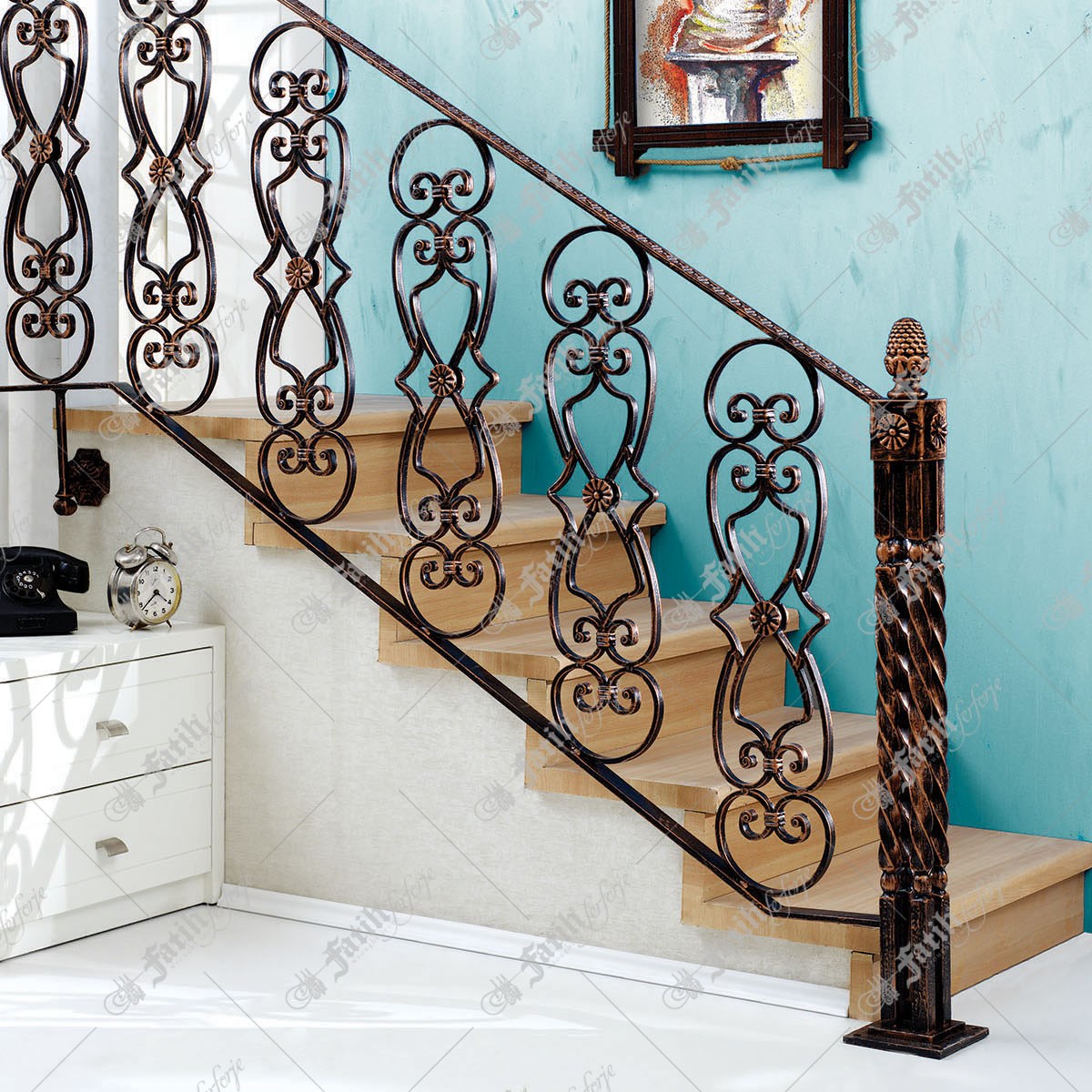 3218 KODLU FERFORJE MERDİVEN