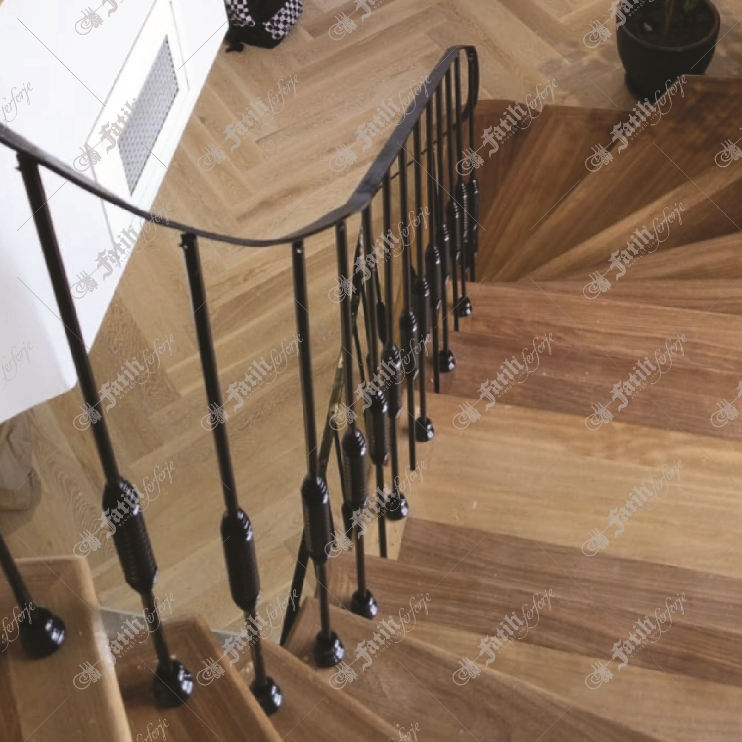3243 KODLU FERFORJE KORKULUK | WROUGHT IRON STAIRS | Fatih Ferforje