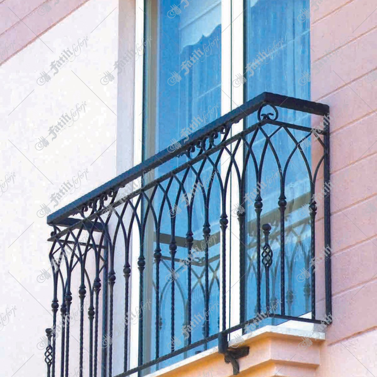 4035 KODLU FERFORJE PENCERE