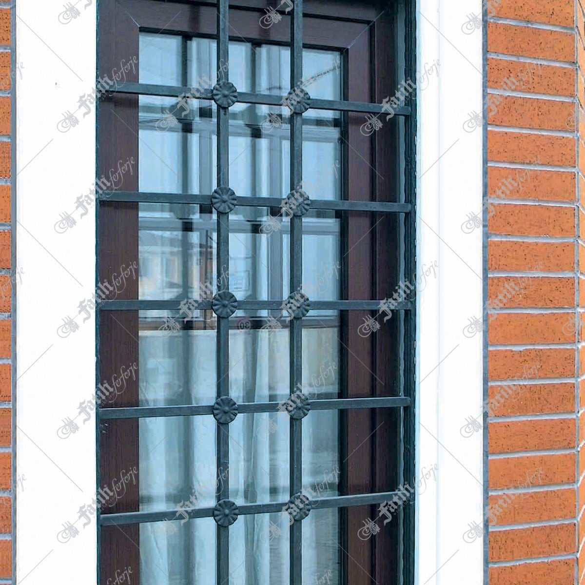 4042 KODLU FERFORJE PENCERE