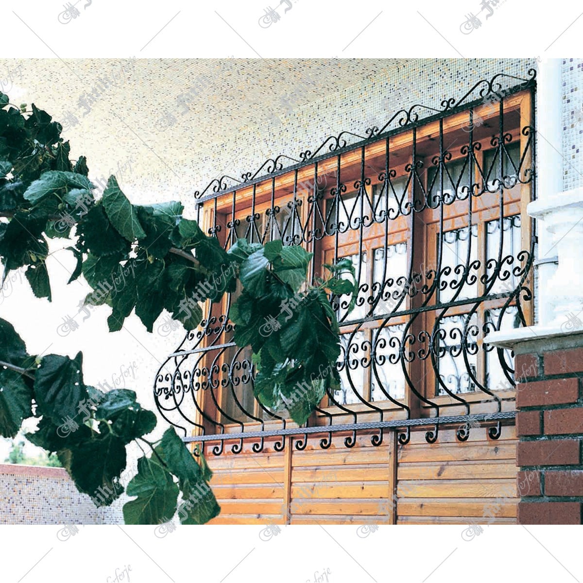 4052 KODLU FERFORJE PENCERE