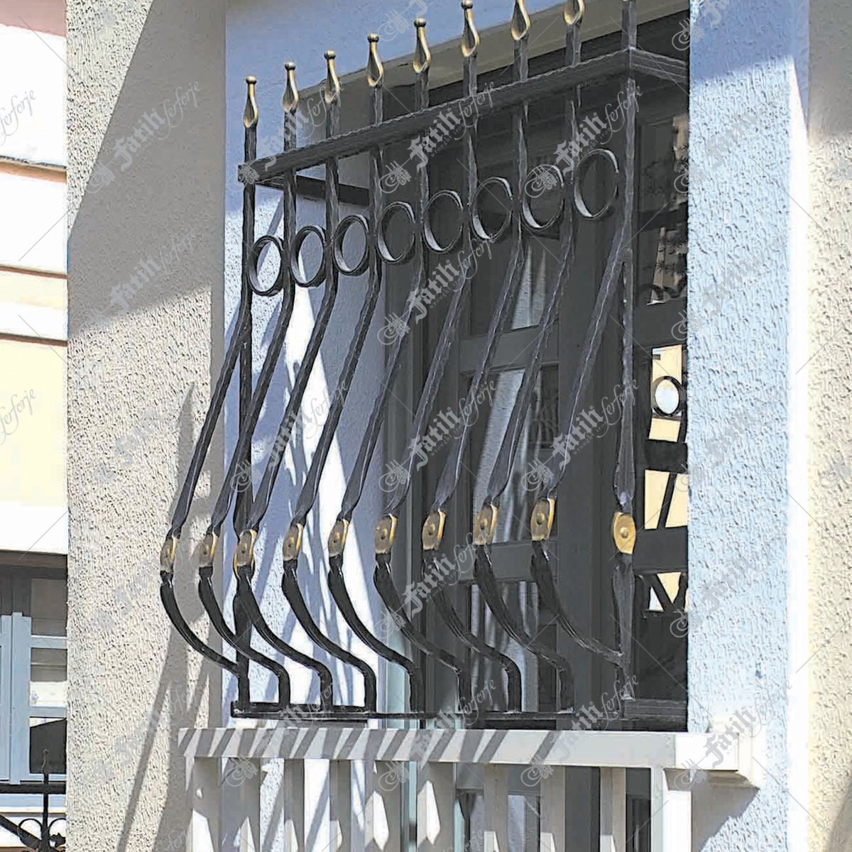 4070 KODLU FERFORJE PENCERE