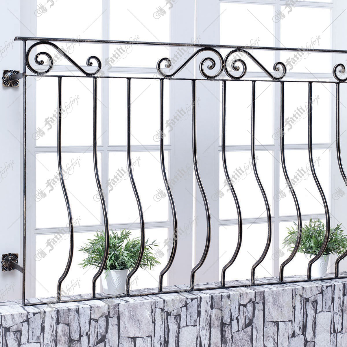 4113 KODLU FERFORJE PENCERE