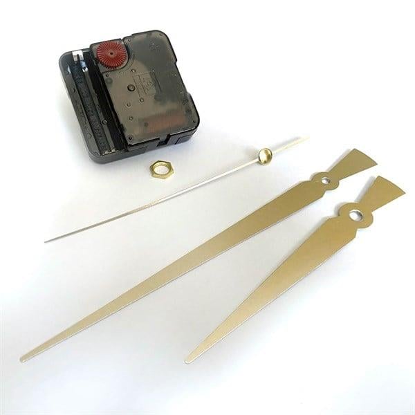 B. Saat Mekanizma Seti